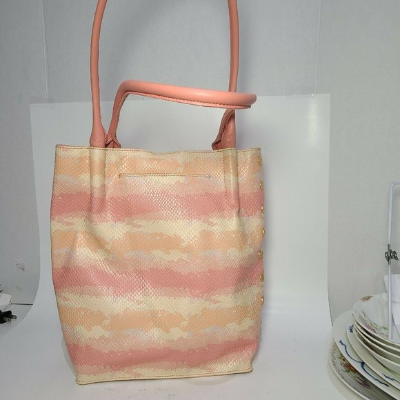 Hammitt Oliver Medium Tote Pink Himalayan Snake Hobo Leather Bag 10W"x13H" new - Picture 9 of 12
